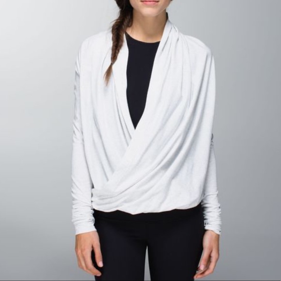 EUC lululemon iconic wrap size 4 - Picture 8 of 8